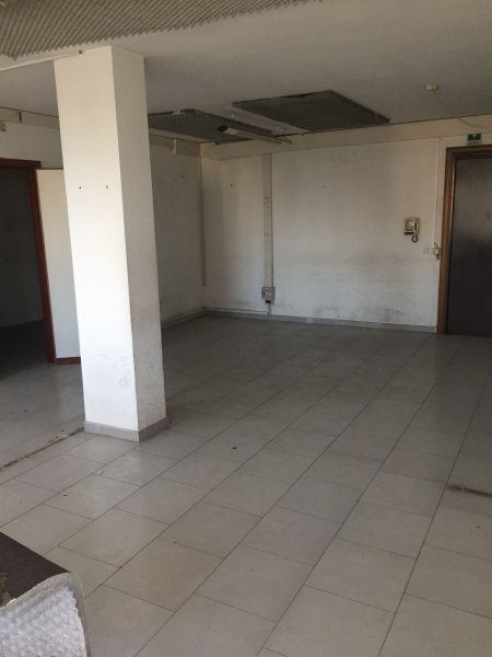locale commerciale in affitto ad Aversa in zona Centro Città