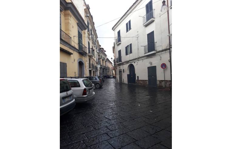 locale commerciale in affitto ad Aversa in zona Centro Città