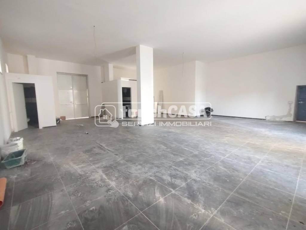 negozio in affitto ad Aversa in zona San Paolo