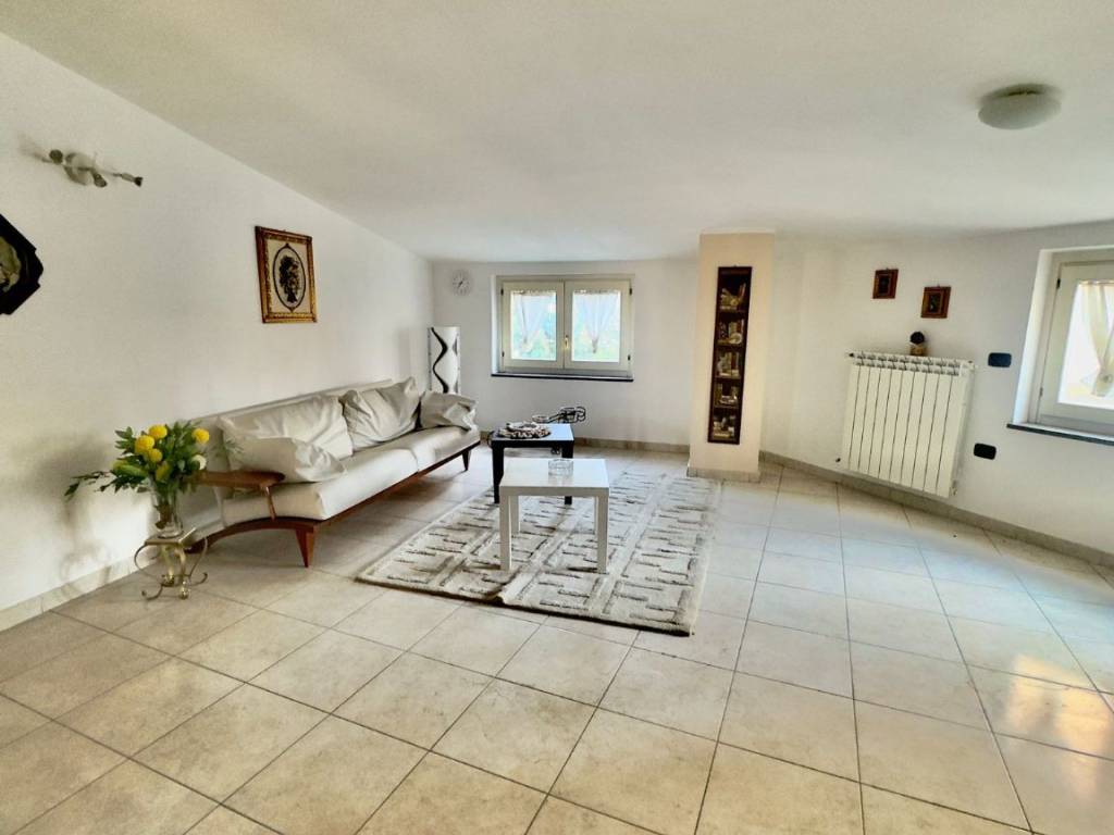 appartamento in affitto ad Aversa