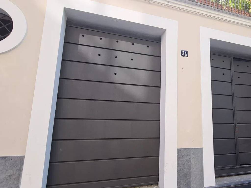 negozio in affitto ad Aversa in zona Centro Città