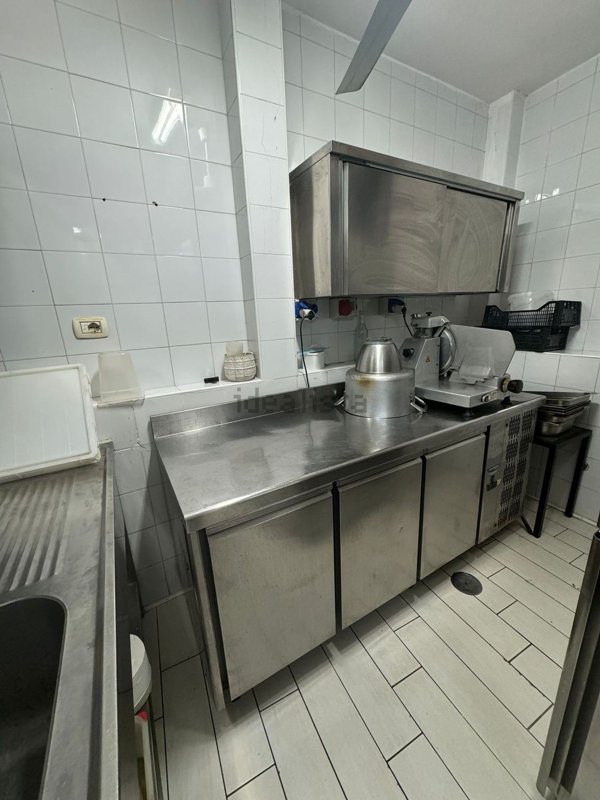 negozio in affitto ad Aversa in zona San Paolo