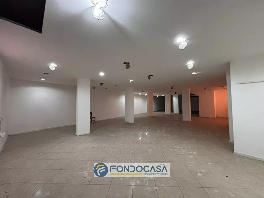 locale di sgombero in affitto ad Aversa