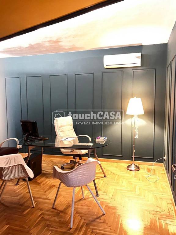 ufficio in affitto ad Aversa