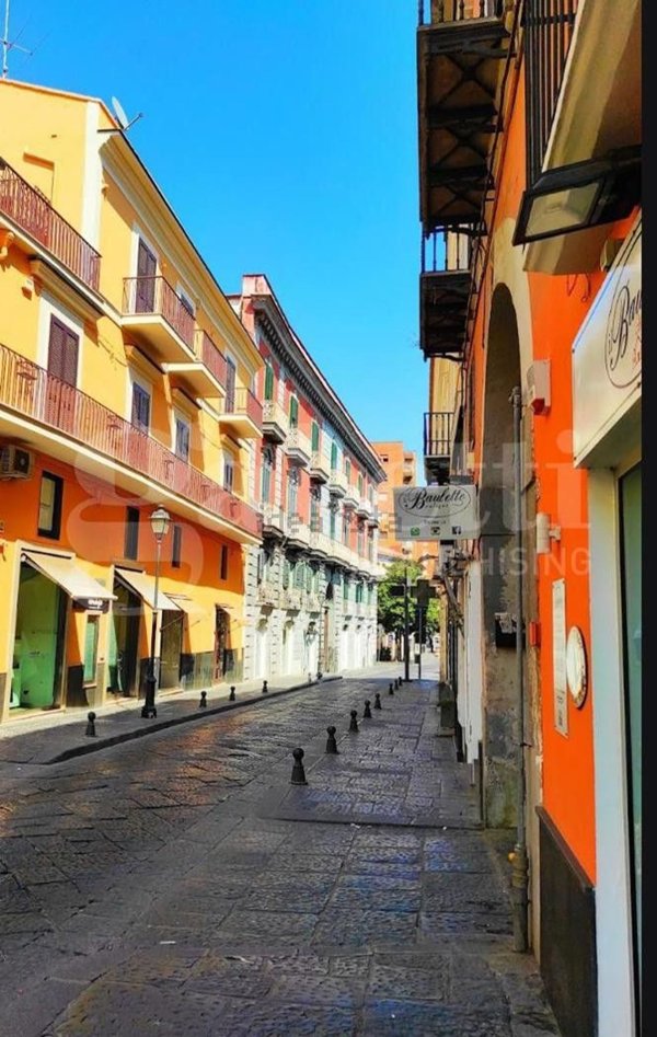 locale commerciale in affitto ad Aversa in zona Centro Città
