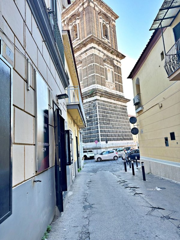 locale commerciale in affitto ad Aversa in zona Centro Città