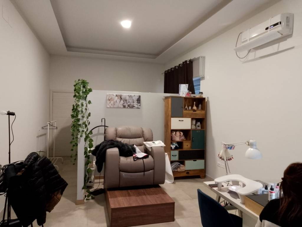 negozio in affitto ad Aversa in zona Centro Città