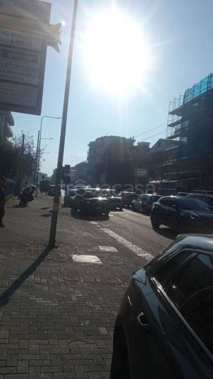 negozio in affitto ad Aversa