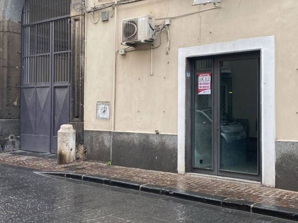 negozio in affitto ad Aversa in zona Centro Città