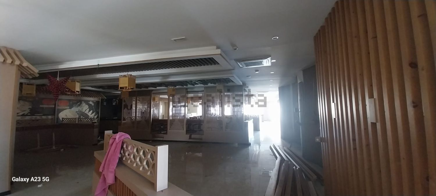 locale commerciale in affitto ad Aversa