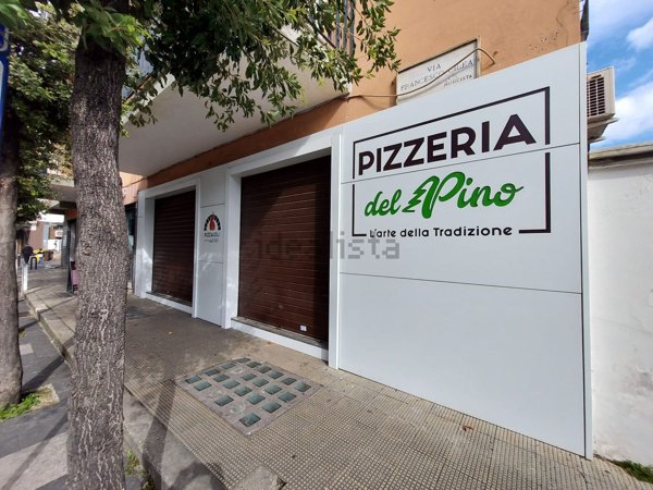 locale commerciale in affitto ad Aversa