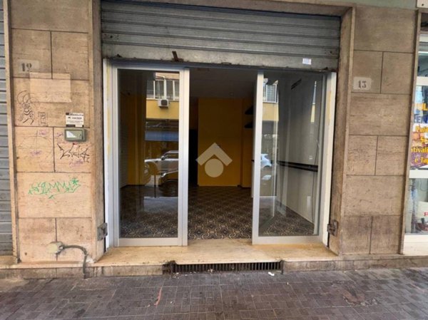 negozio in affitto ad Aversa in zona Centro Città