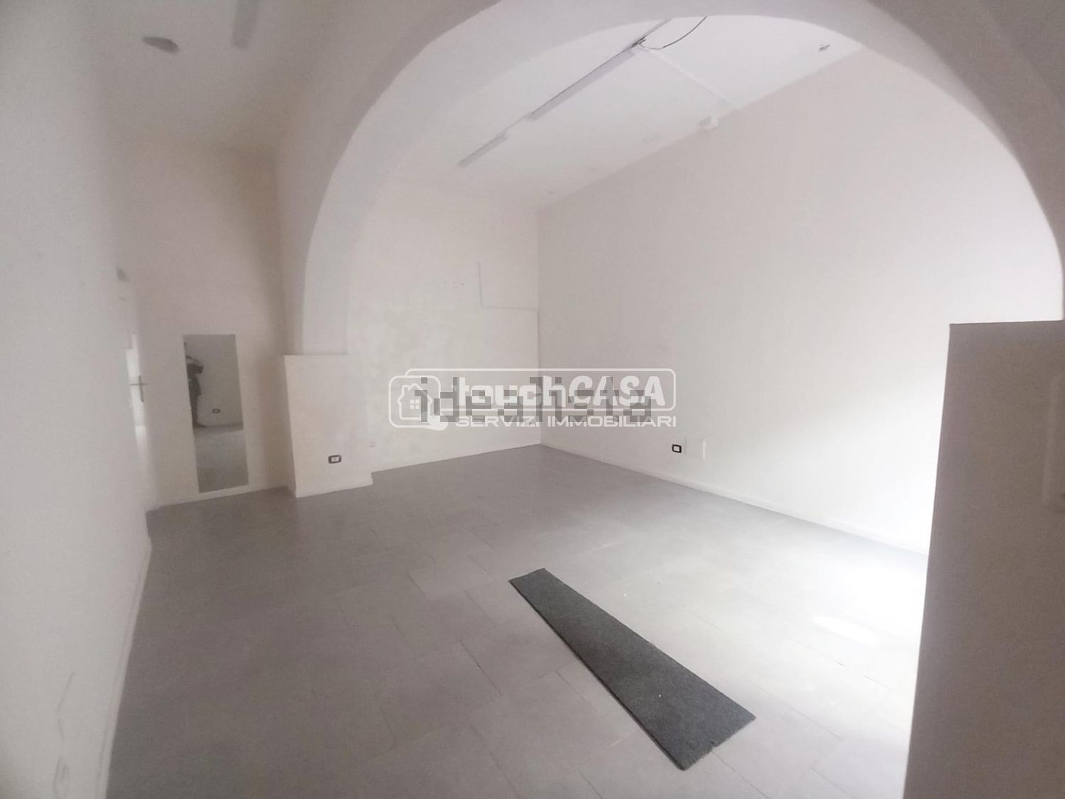 locale commerciale in affitto ad Aversa in zona Centro Città