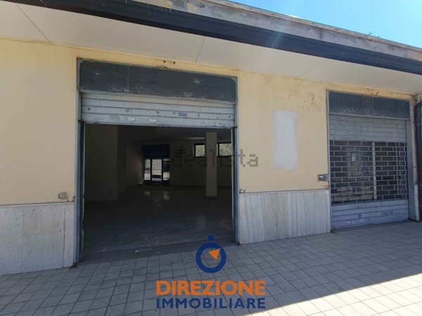 ufficio in affitto ad Aversa