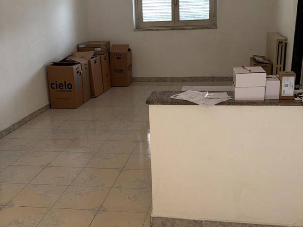 ufficio in affitto ad Aversa