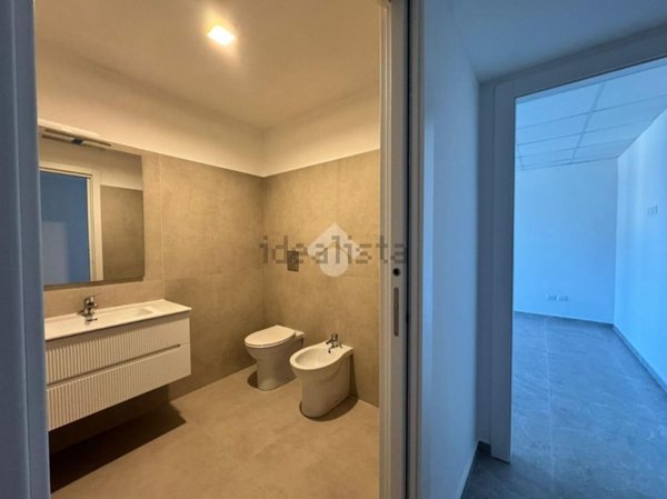 ufficio in affitto ad Aversa