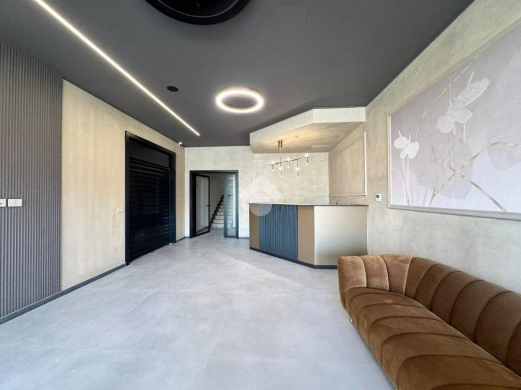 ufficio in affitto ad Aversa