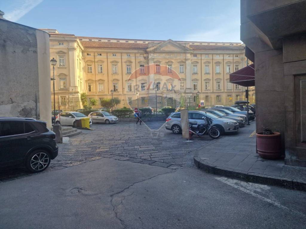 negozio in affitto ad Aversa