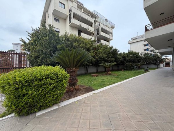 appartamento in affitto ad Aversa