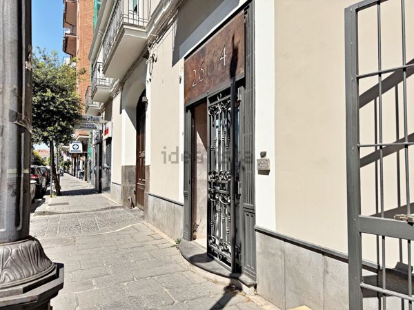 locale commerciale in affitto ad Aversa