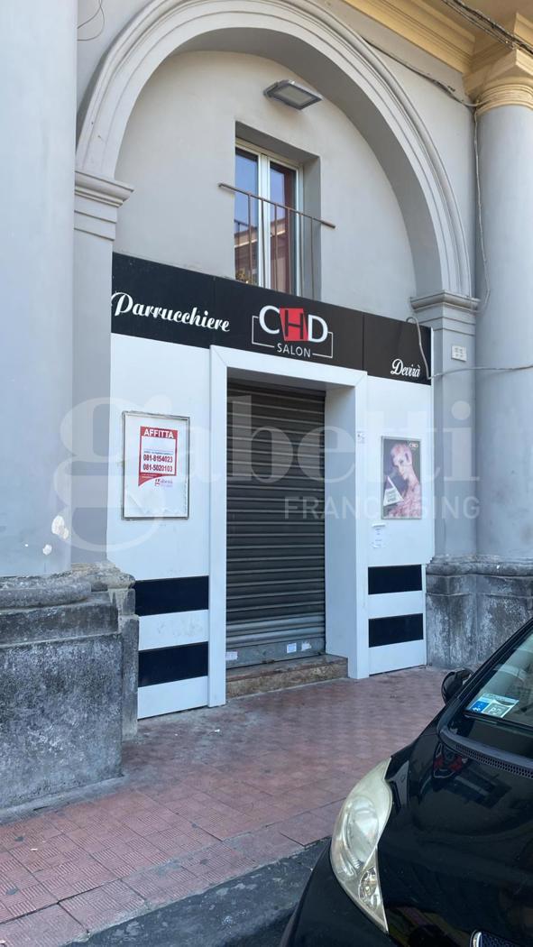 locale commerciale in affitto ad Aversa in zona Centro Città