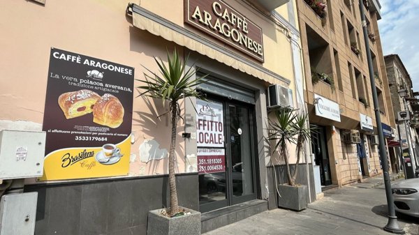 locale commerciale in affitto ad Aversa