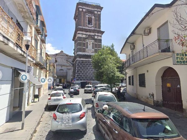 negozio in affitto ad Aversa