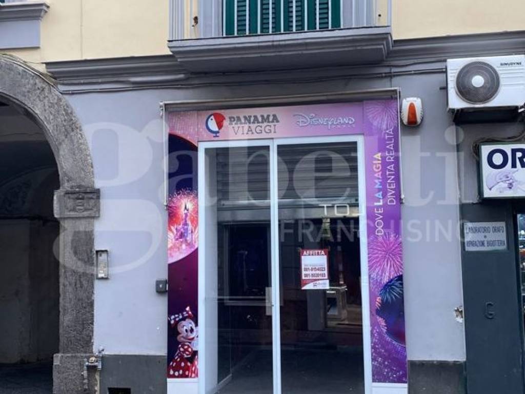 negozio in affitto ad Aversa in zona Centro Città