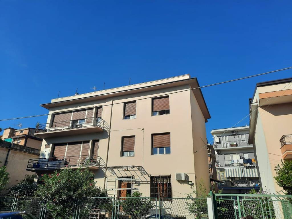 appartamento in affitto ad Aversa