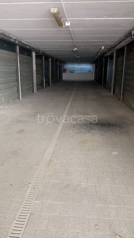 box auto in affitto ad Aversa in zona Centro Città