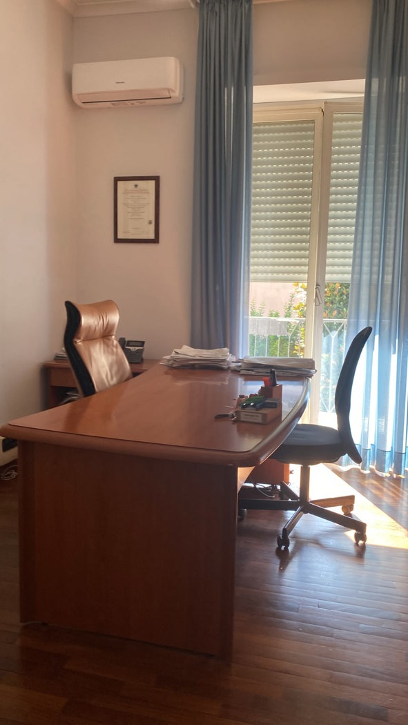 ufficio in affitto ad Aversa in zona Centro Città
