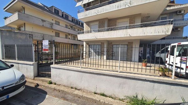 locale commerciale in affitto a Bellona