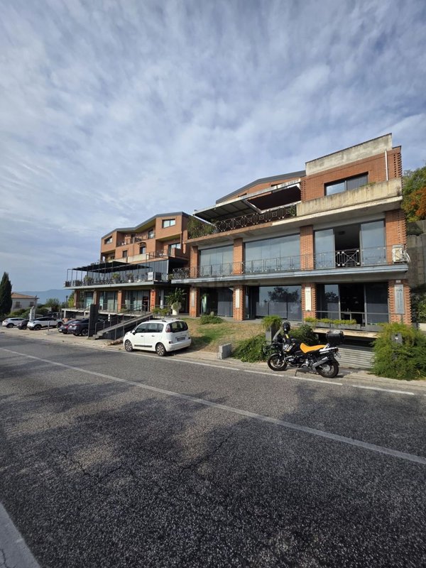 locale commerciale in affitto a Caiazzo