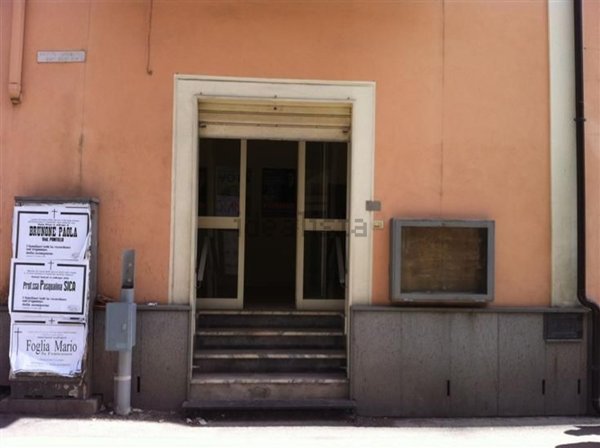 locale commerciale in affitto a Capodrise