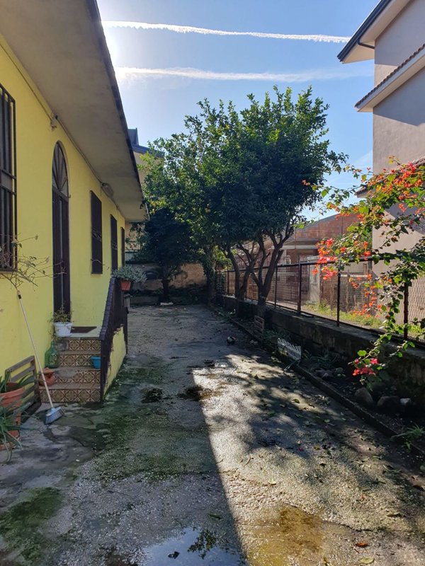 pentavano in affitto a Capodrise