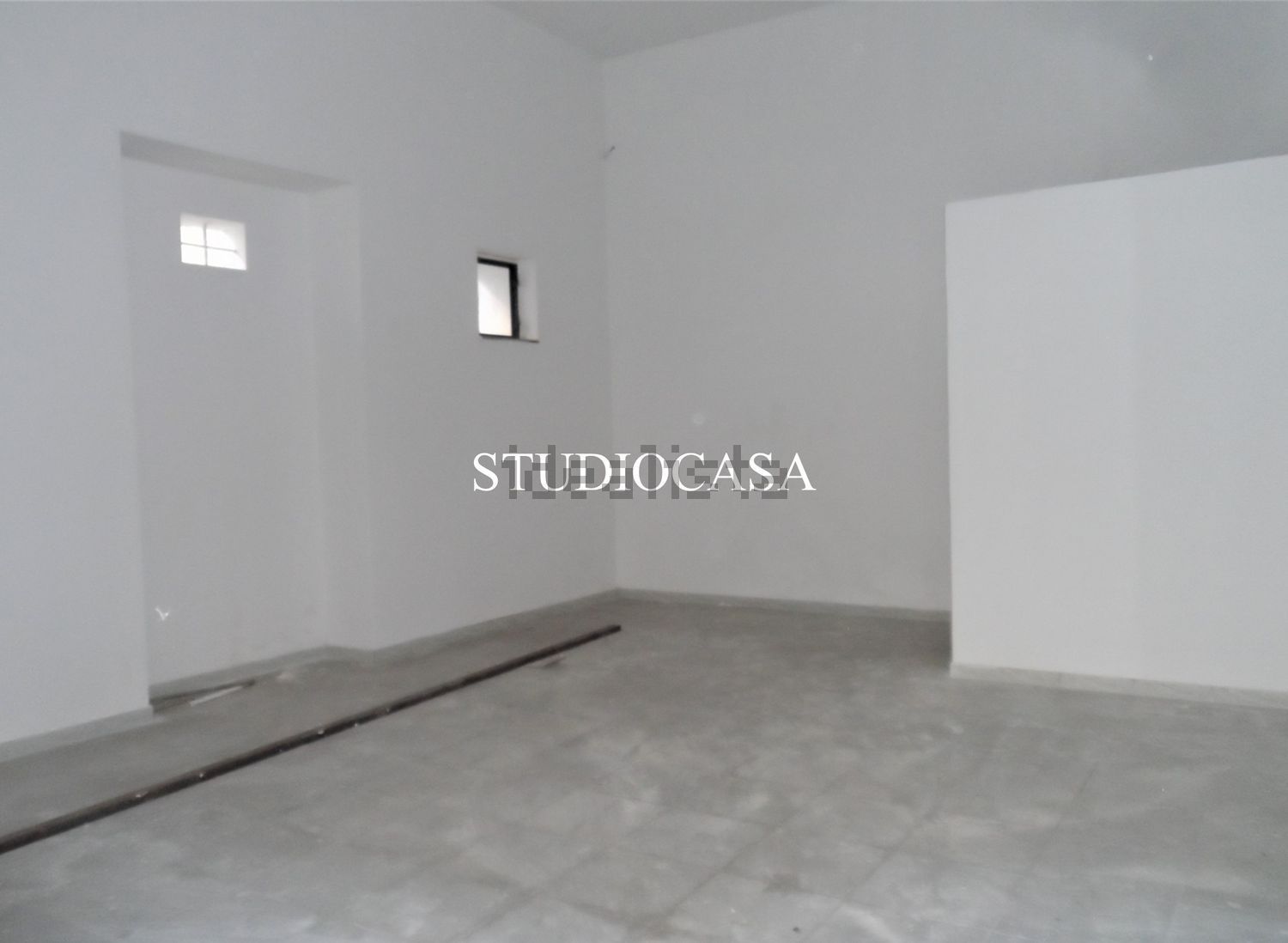 locale commerciale in affitto a Capodrise