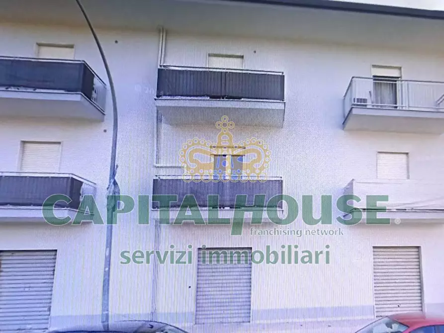 locale commerciale in affitto a Capua in zona Sant'Angelo in Formis