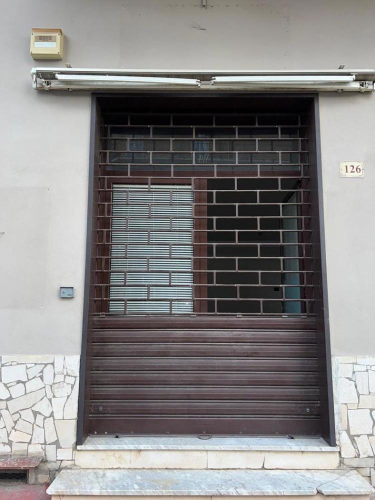 negozio in affitto a Capua