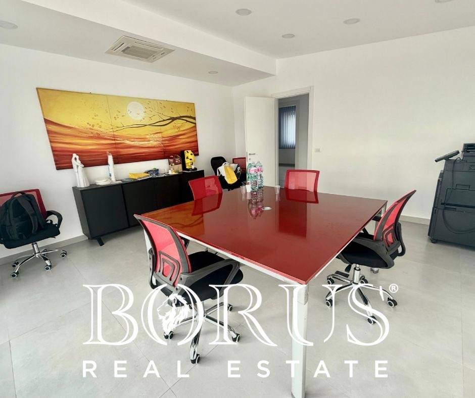 ufficio in affitto a Carinaro