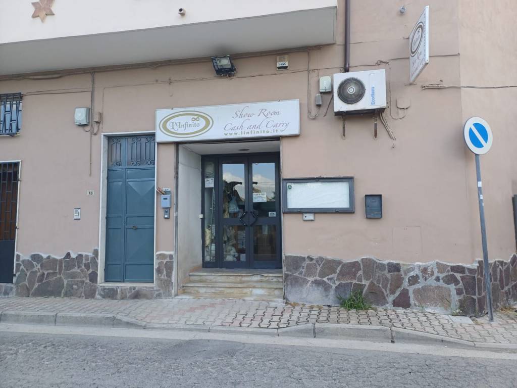 negozio in affitto a Casagiove