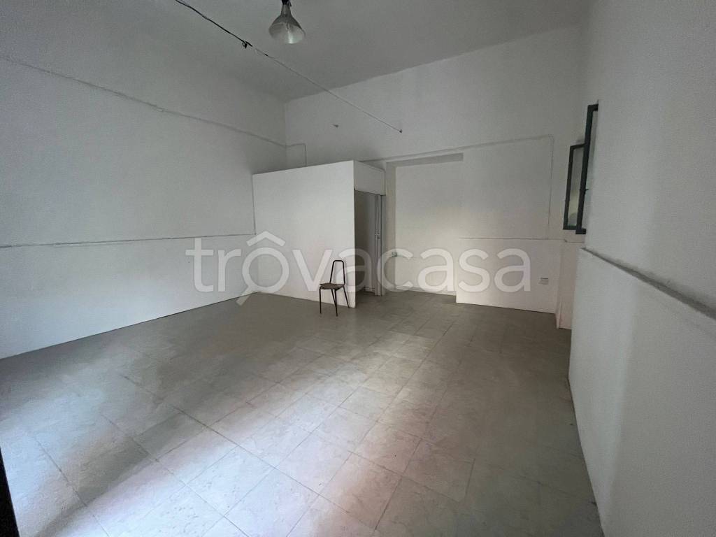 negozio in affitto a Casagiove