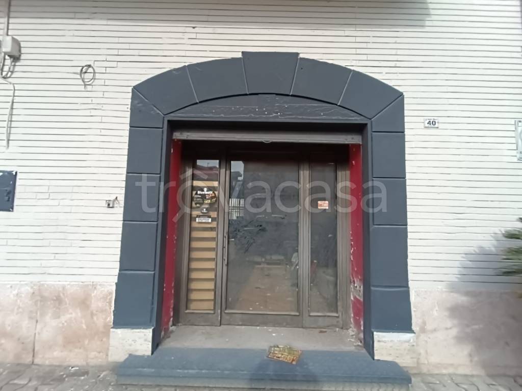 negozio in affitto a Casagiove