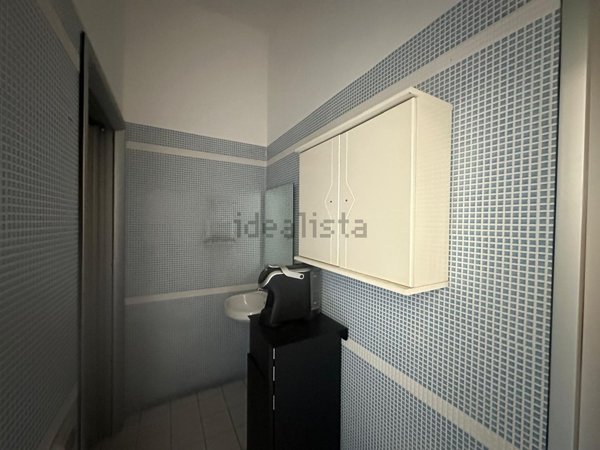 locale commerciale in affitto a Casagiove