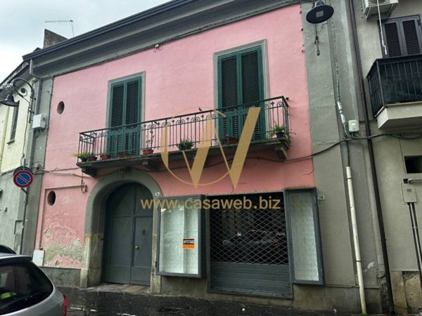 negozio in affitto a Casagiove