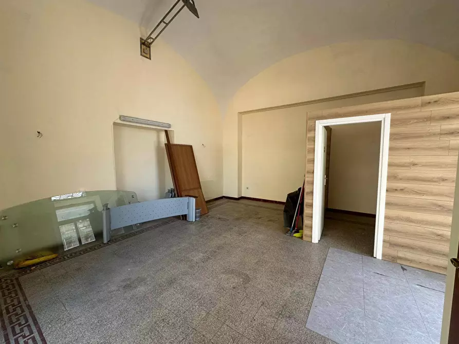 locale commerciale in affitto a Casagiove