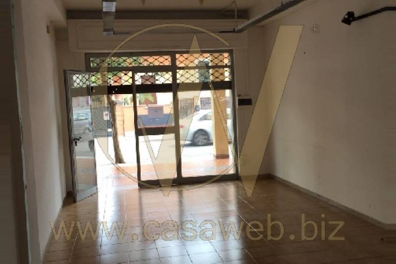 negozio in affitto a Casagiove