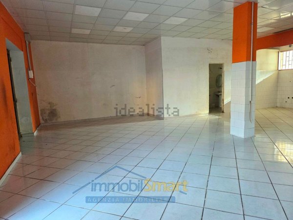 locale commerciale in affitto a Casal di Principe