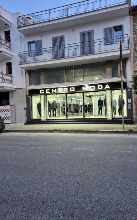 negozio in affitto a Casal di Principe