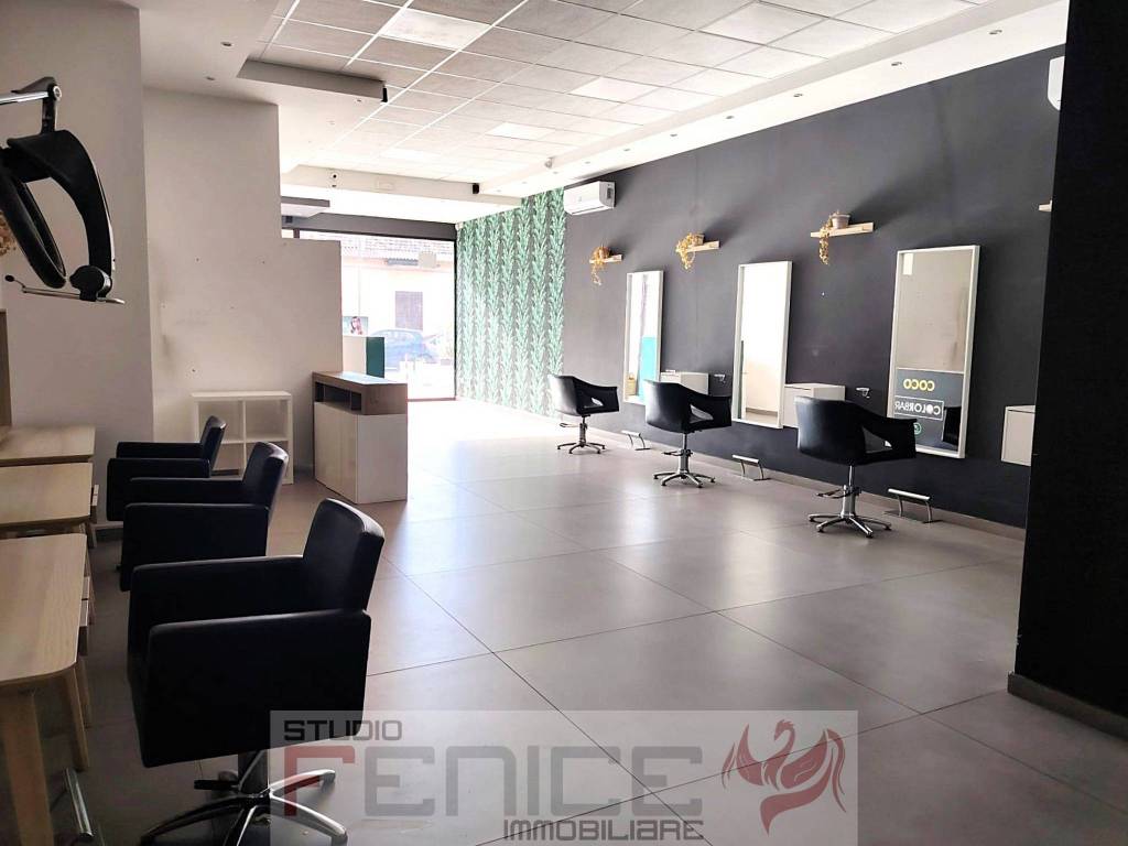 negozio in affitto a Casaluce