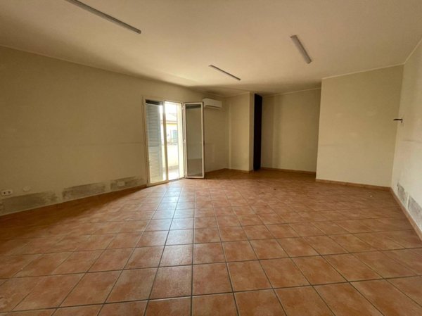 ufficio in affitto a Casapulla